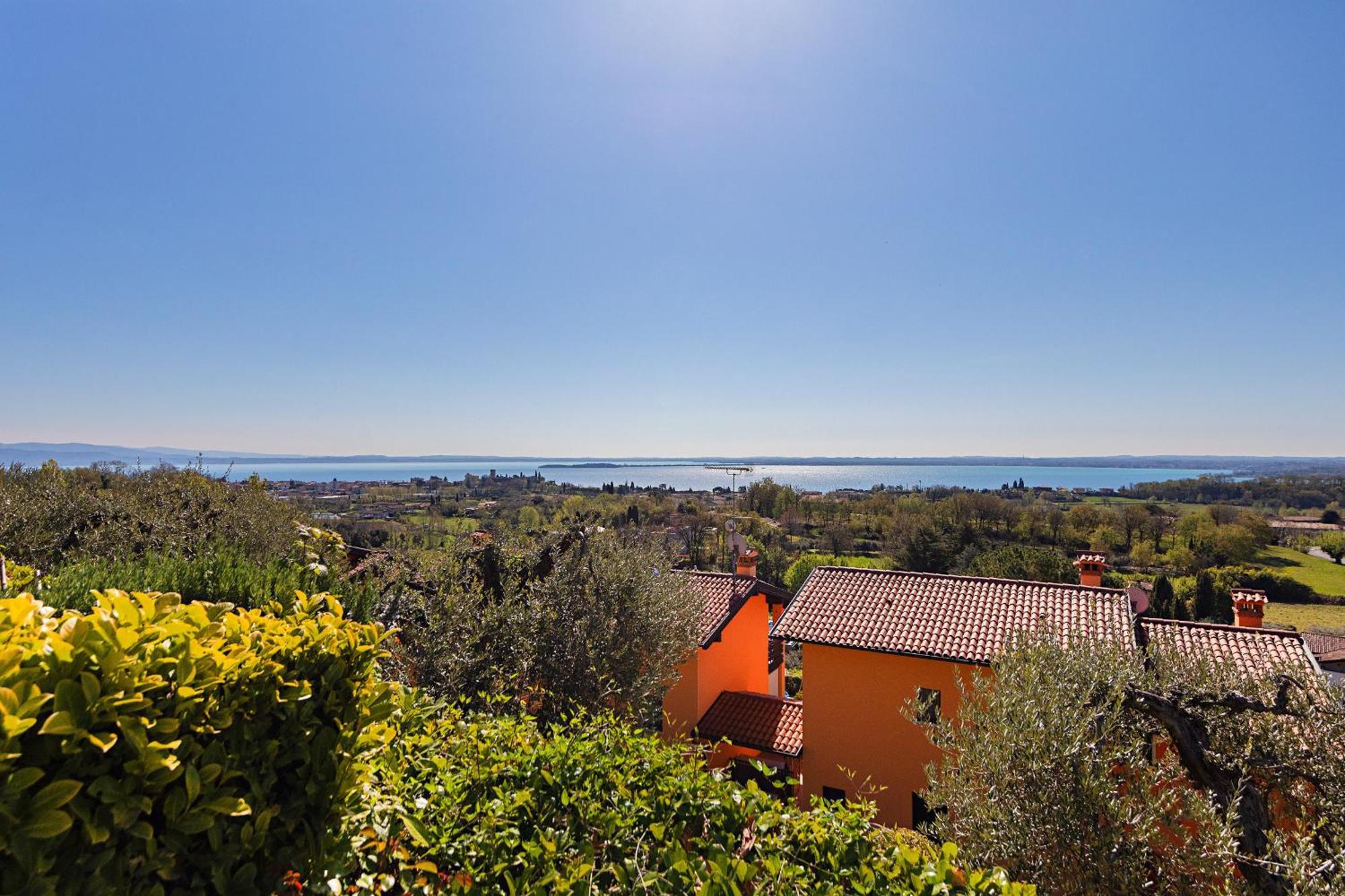 Residence Giardino 3 By Wonderful Italy Soiano Del Lago Exterior photo